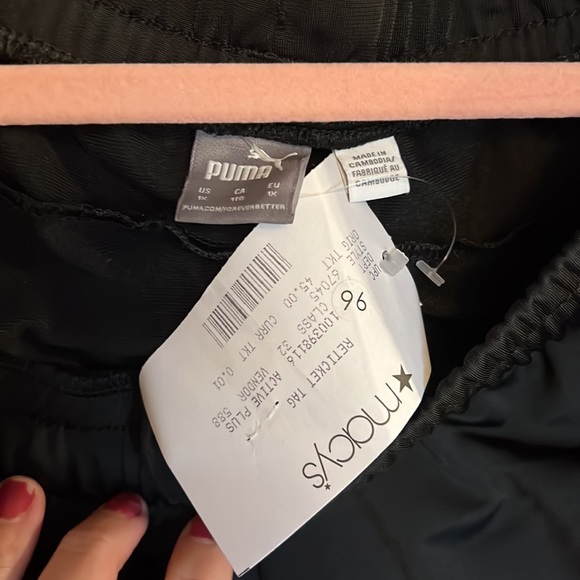 PUMA Classic Track Pant with Cat Logo, Contrast Leg Stripe and Pockets - Picture 6 of 12